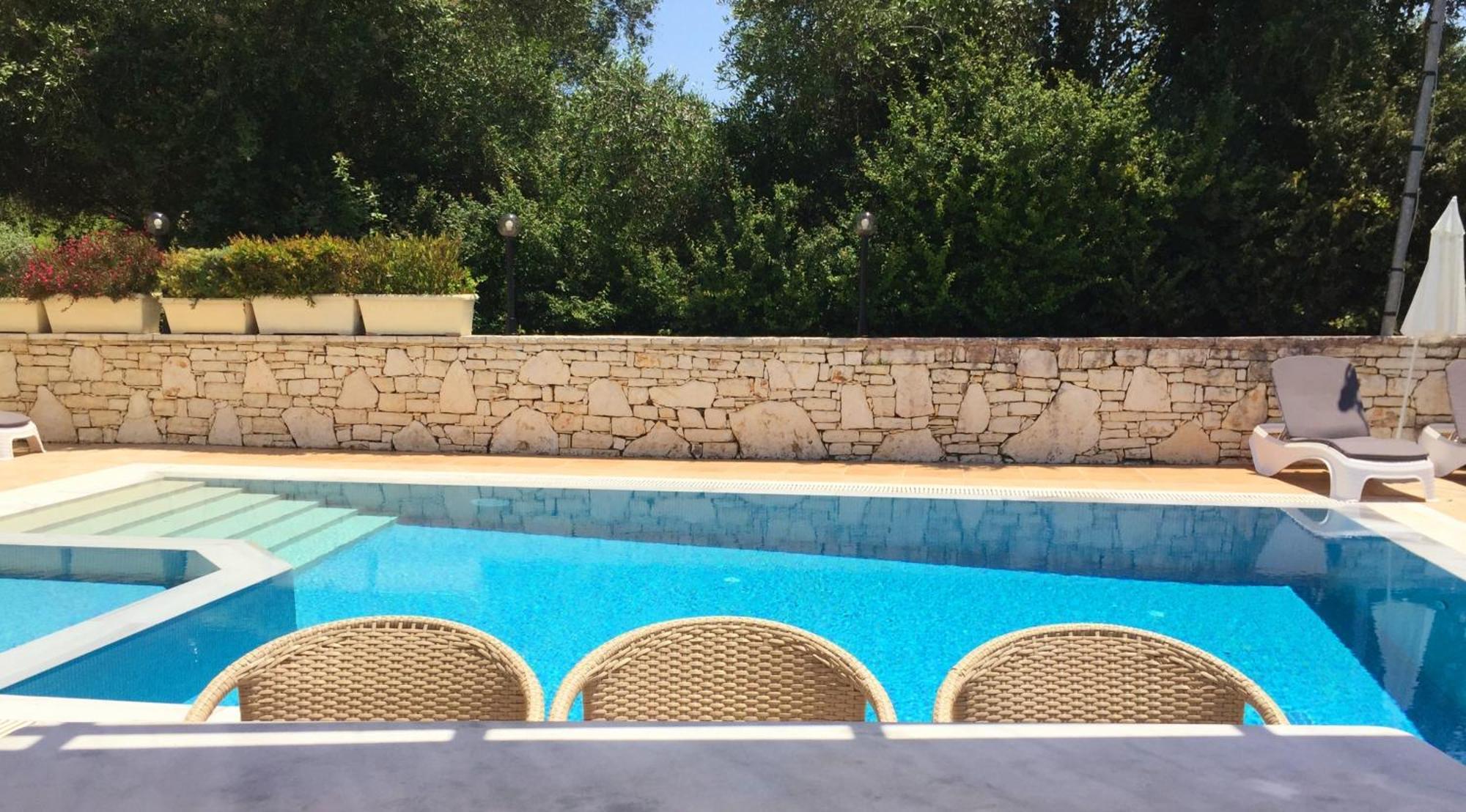 Villa Petrino - Central Flat Location Within Kassiopi. Sleeps 8 Ngoại thất bức ảnh